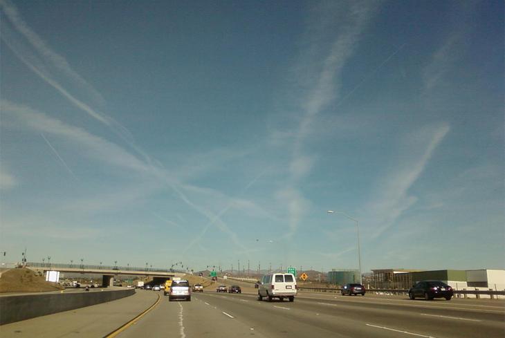 Sinon, il y a aussi un Ovni en haut à gauch