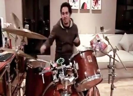 Vidéo : Batterie vs. Femme battue, l'expérience qui tue