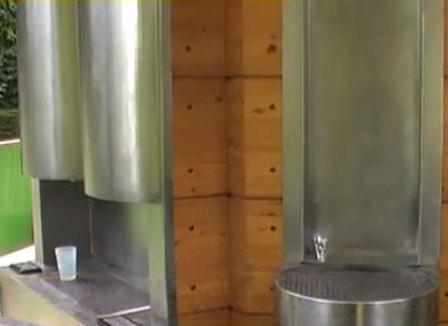 Exclu: StreetPress visite la première fontaine d'eau petillante à Paris