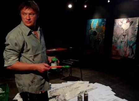 Poutine en nuisette, Medvedev en soutif... le peintre en exil