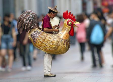 Touche pas à ma colonie, Chirac toujours pas en prison et Super Poulet... le morning refresher