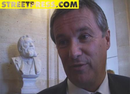 Nicolas Dupont-Aignan soupçonne aussi d'être sur écoute