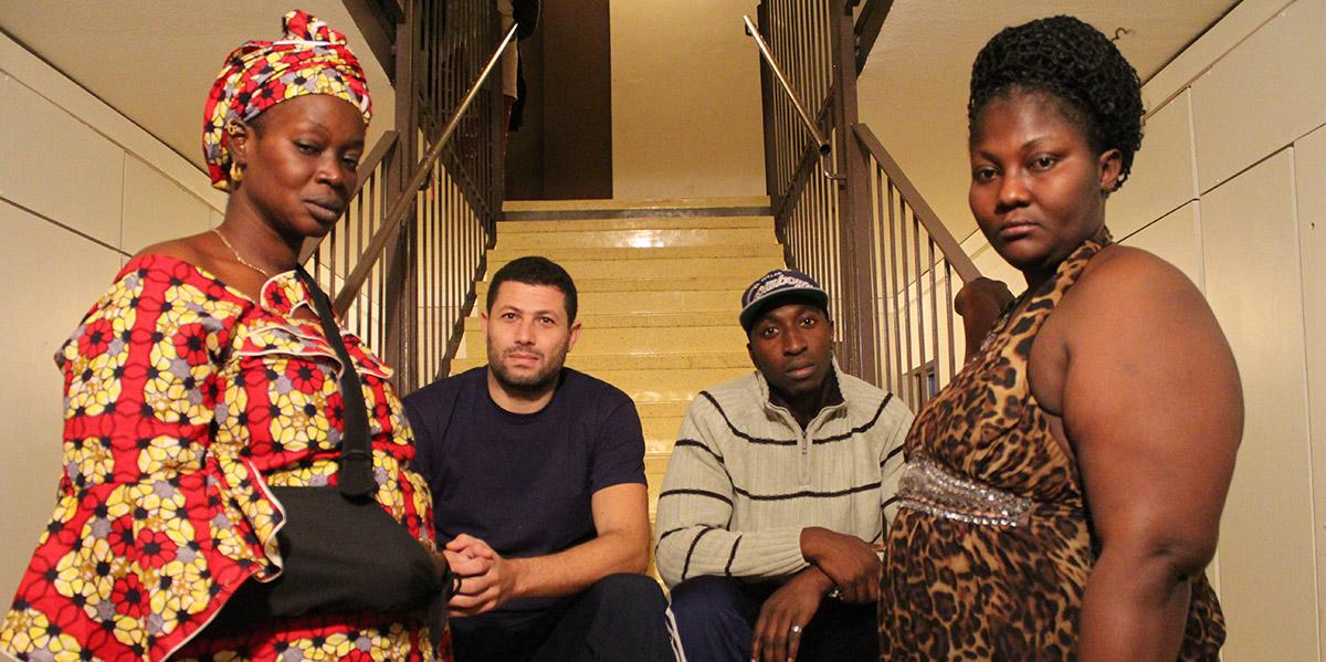 « Sale macaque », crachats et tirs de flashball: quand la police réveille une tour HLM