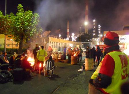 A la raffinerie de Grandpuits : c'était l'avant-dernière nuit, on y croyait encore