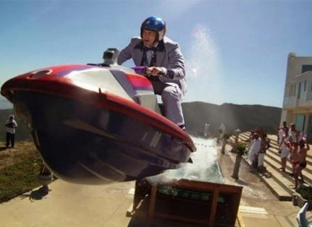 Critique: Jackass 3D avec Johnny Knoxville