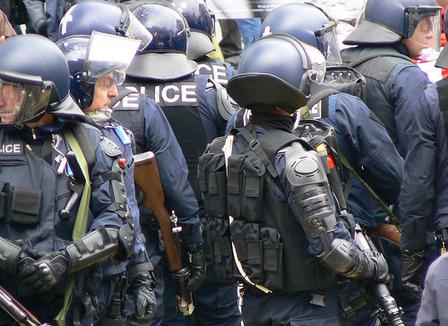 Police : des interpellations pour gonfler les stats du gouvernement