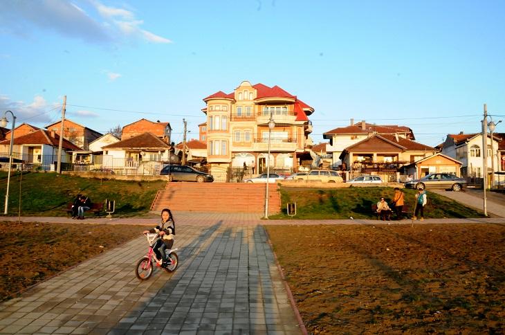 Tout ne va pas mal pour tout le monde, à Sutka