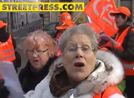 Vidéo: « C'est le p'tit Sarko qui baise les retraités ! » 