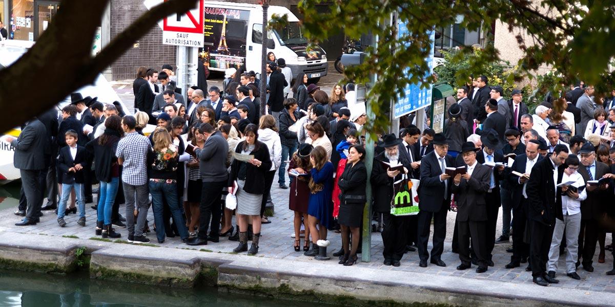 L’après-midi où des milliers de juifs vident leurs poches dans le bassin de la Villette