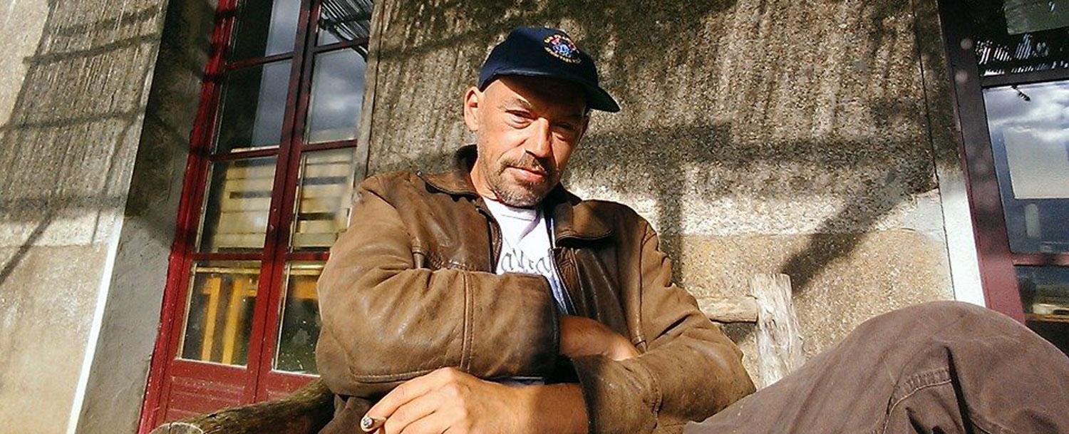 Au tribunal pour avoir dénoncé le vol de ses plants de weed