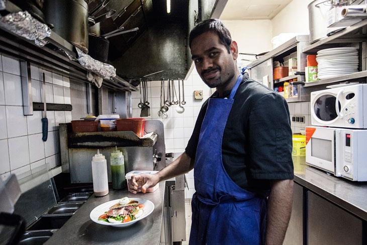 Christy, l'un des cuistots du Pari