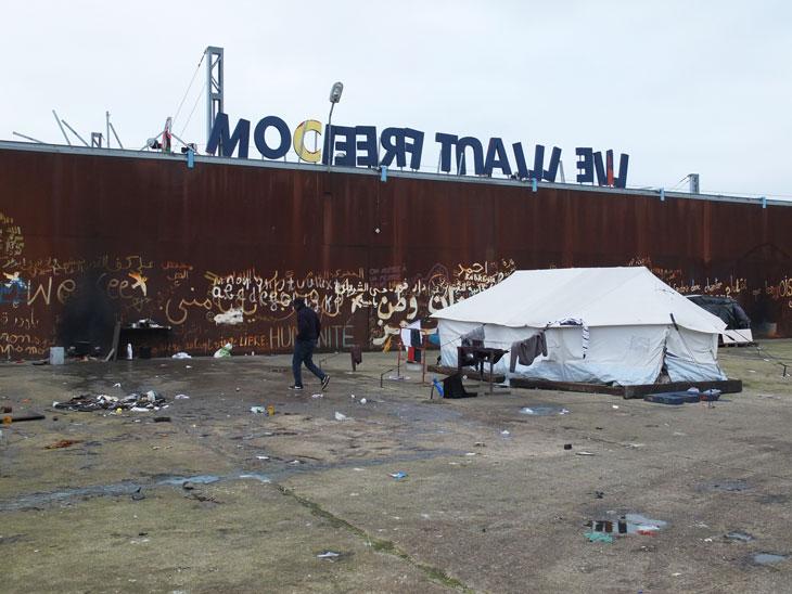 Au squat Vandamme, en attendant l'Angleterr