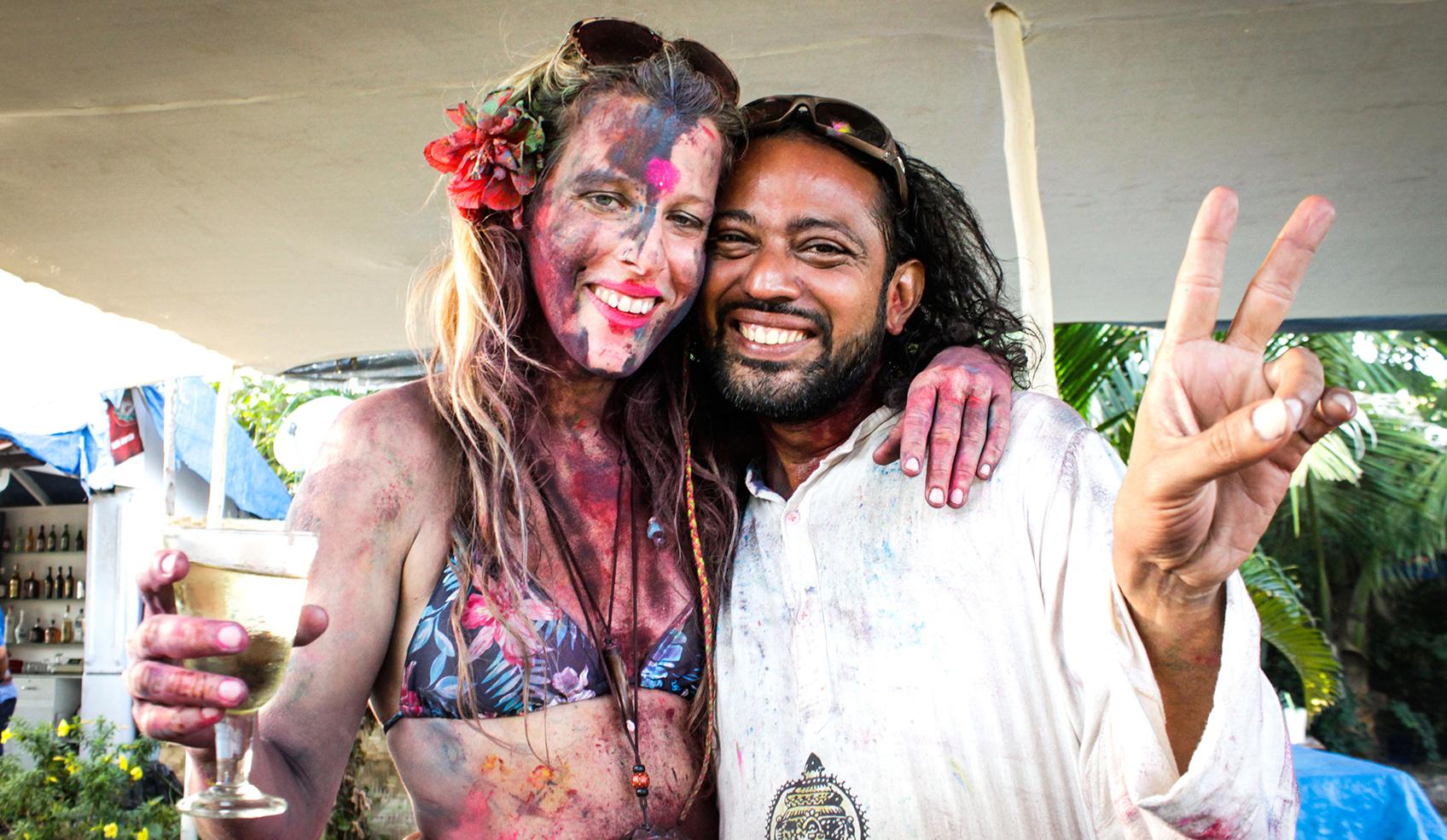 Squatteurs, métalleux, teuffeurs : Le Paris alternatif a déménagé à Goa