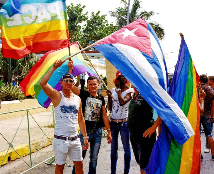 Le drapeau cubain en mode arc-en-cie