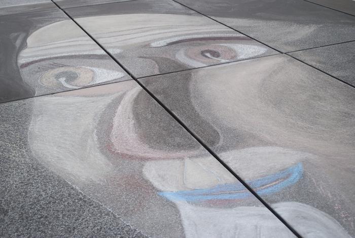 Astérix et Baleine dessinent une à deux fresques par jour.