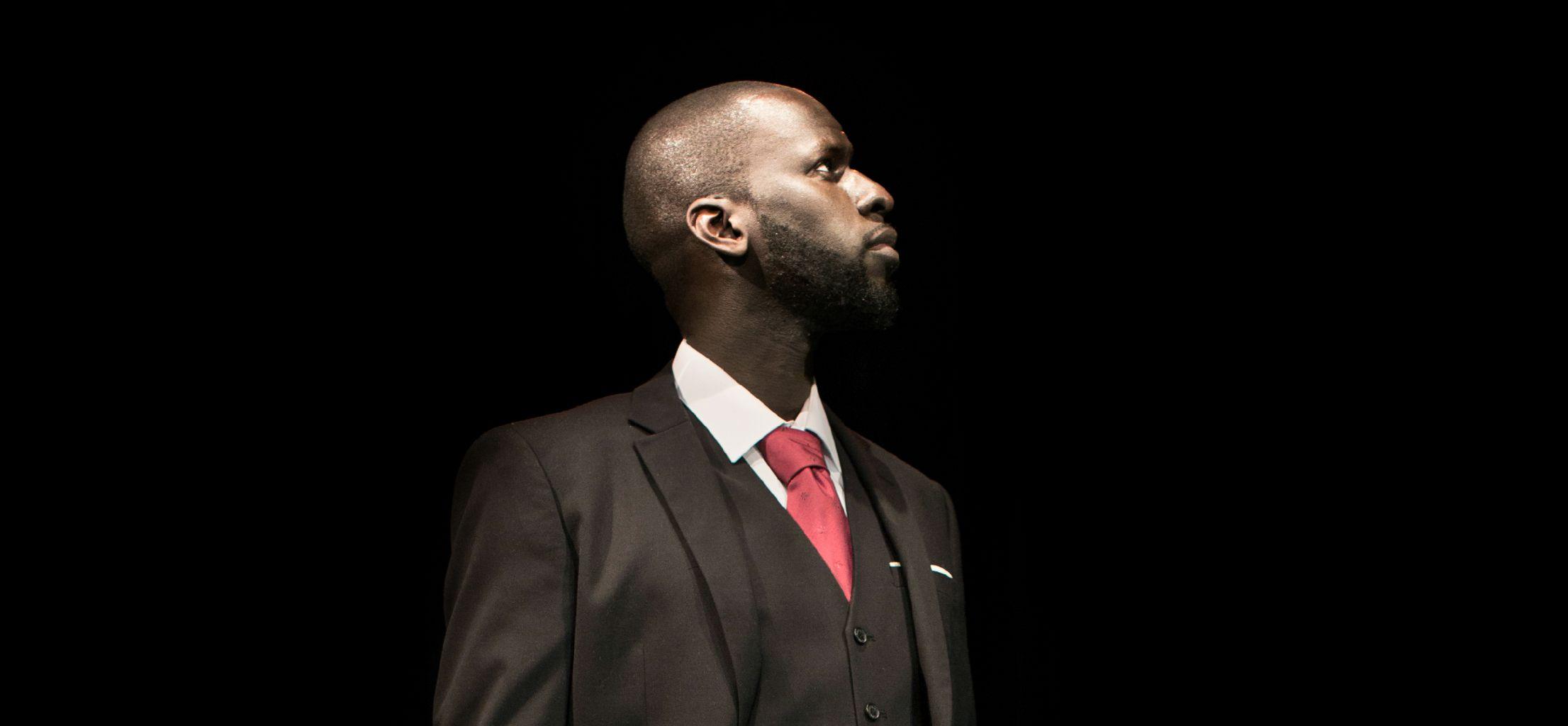 Bakary Sakho, gardien d’immeuble et écrivain