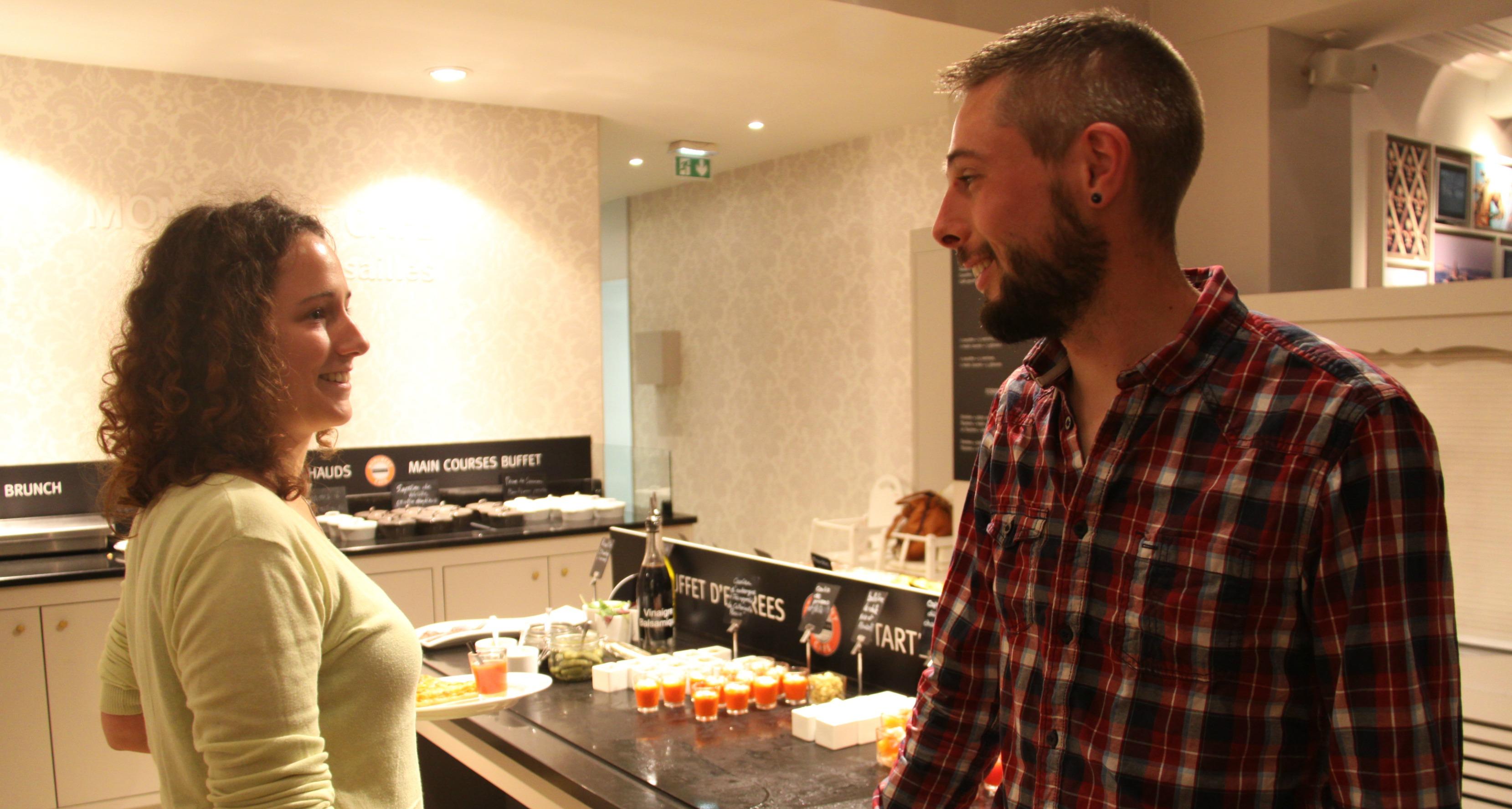 Les agriculteurs de Versailles rejouent l'Amour est dans le pré