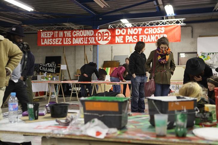 « Laissez-les dans le sol »