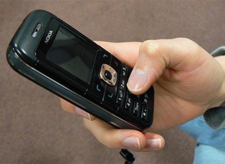 Séisme au Chili, des oiseaux morts et un record de SMS ... le Morning Refresher