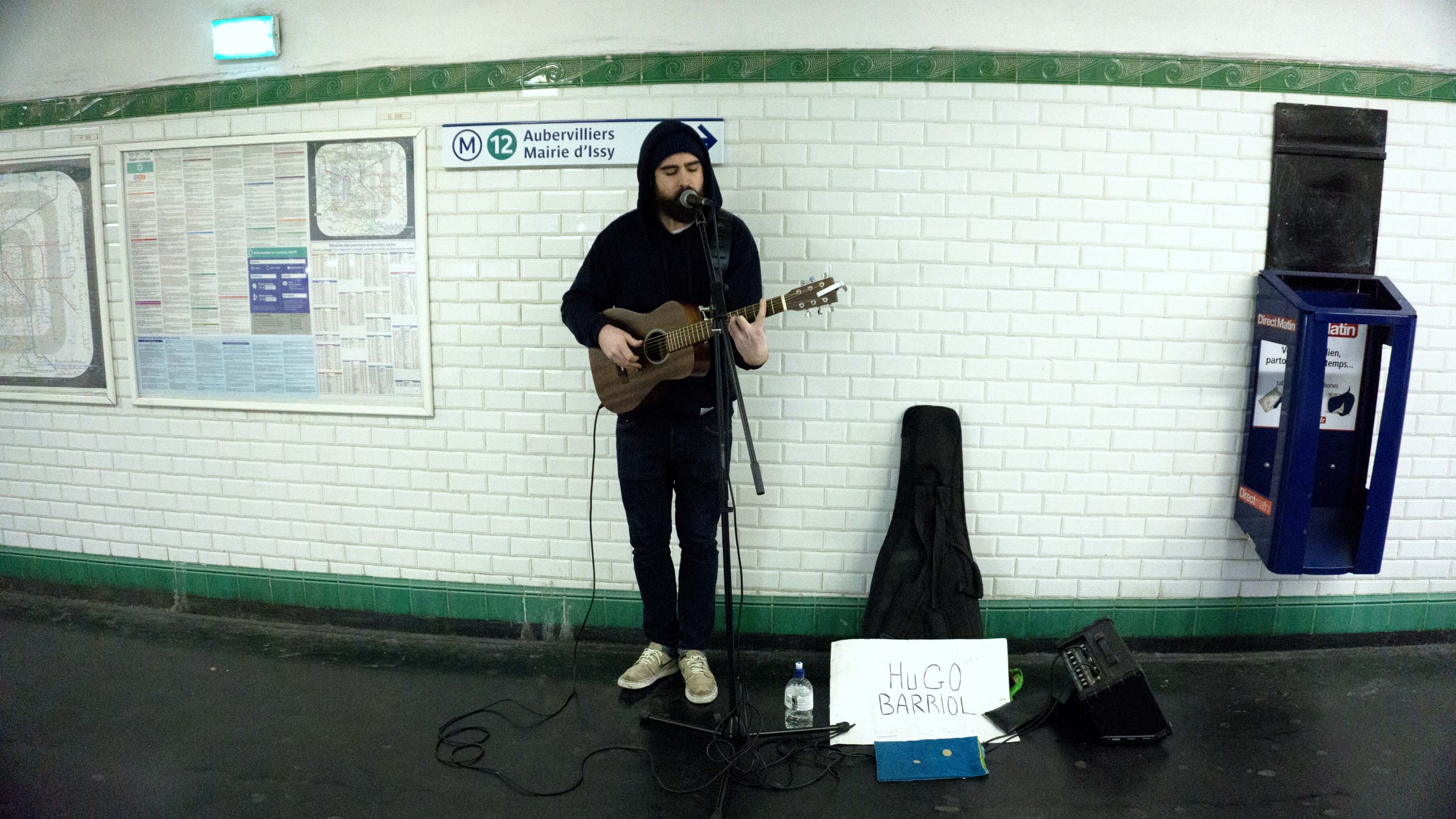 Il ne s'arrête jamais