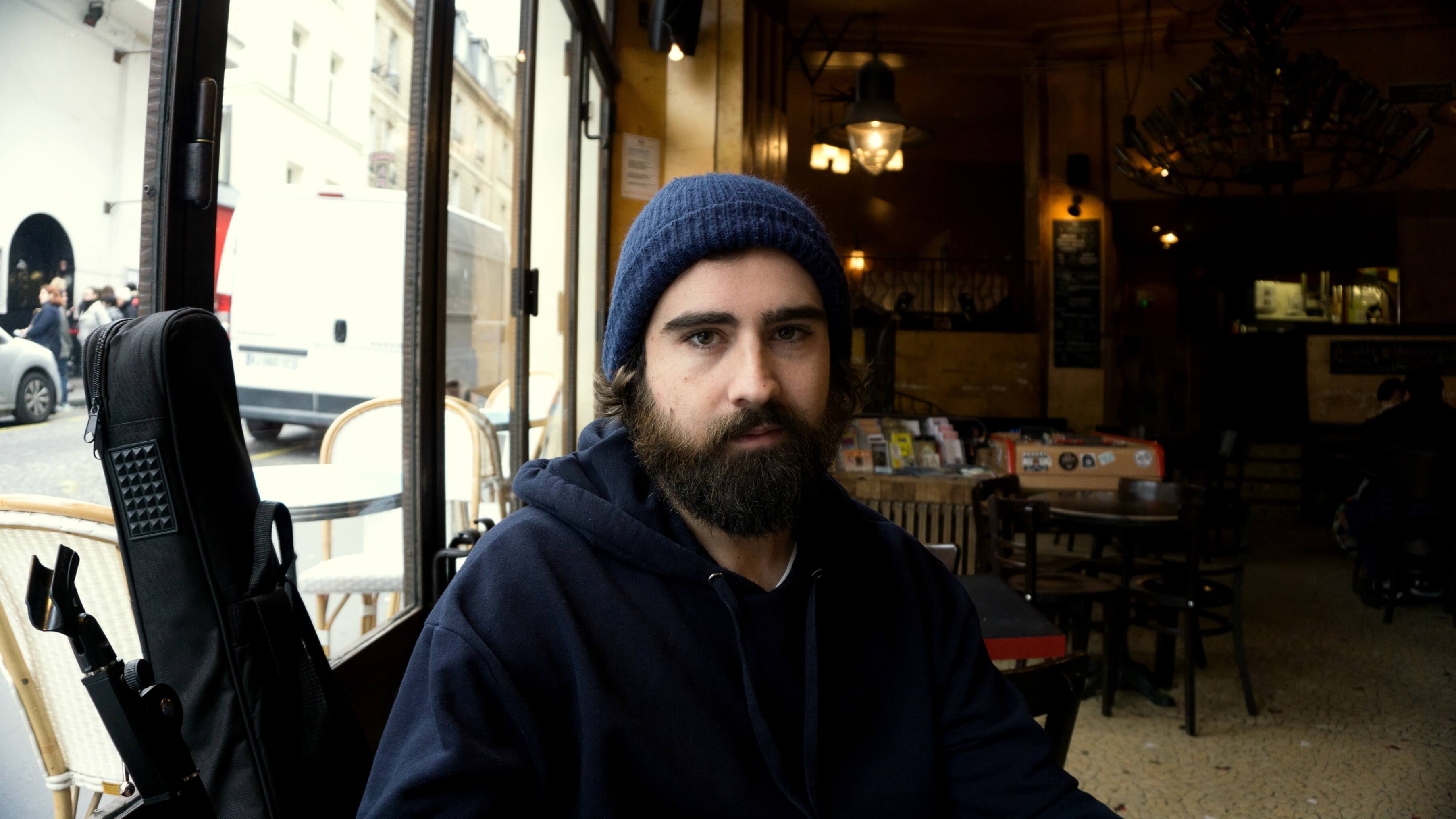 Hugo sort bientôt son premier EP enregistré chez un producteur indépendan