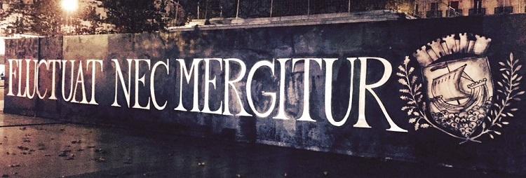 Le graffiti Fluctuat Nec Mergitur d'Orel et ses potes a fait le tour du monde