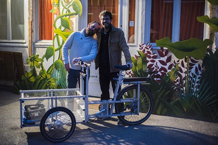 Antoine, Geoffrey et leur vélo de livraison