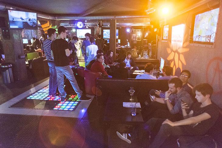 Tu peux danser ou jouer !