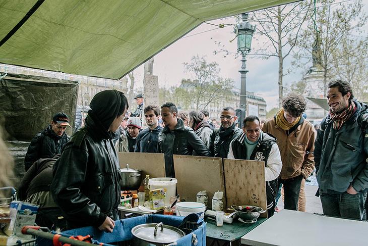 Les repas sont à prix libre.