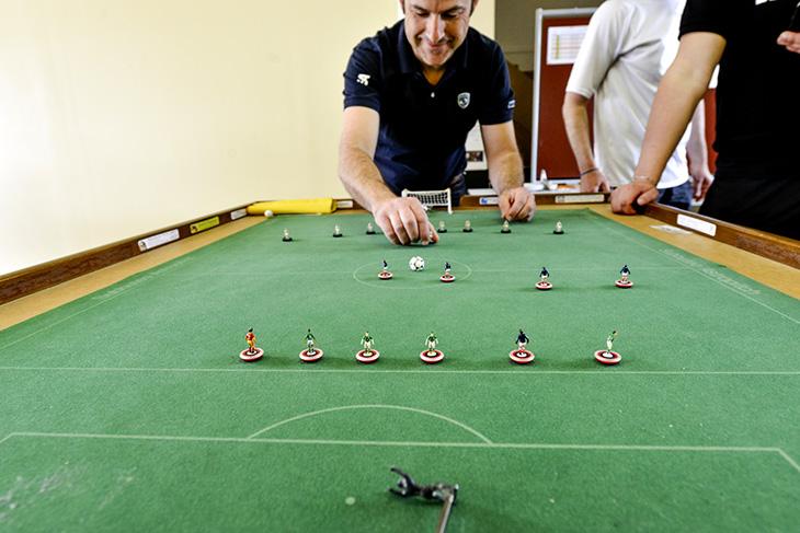 L'équipe est regroupée en défense