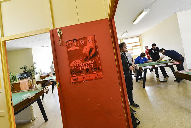 La maison des jeunes de Puylaurens, ce n'est pas le Parc des Princes