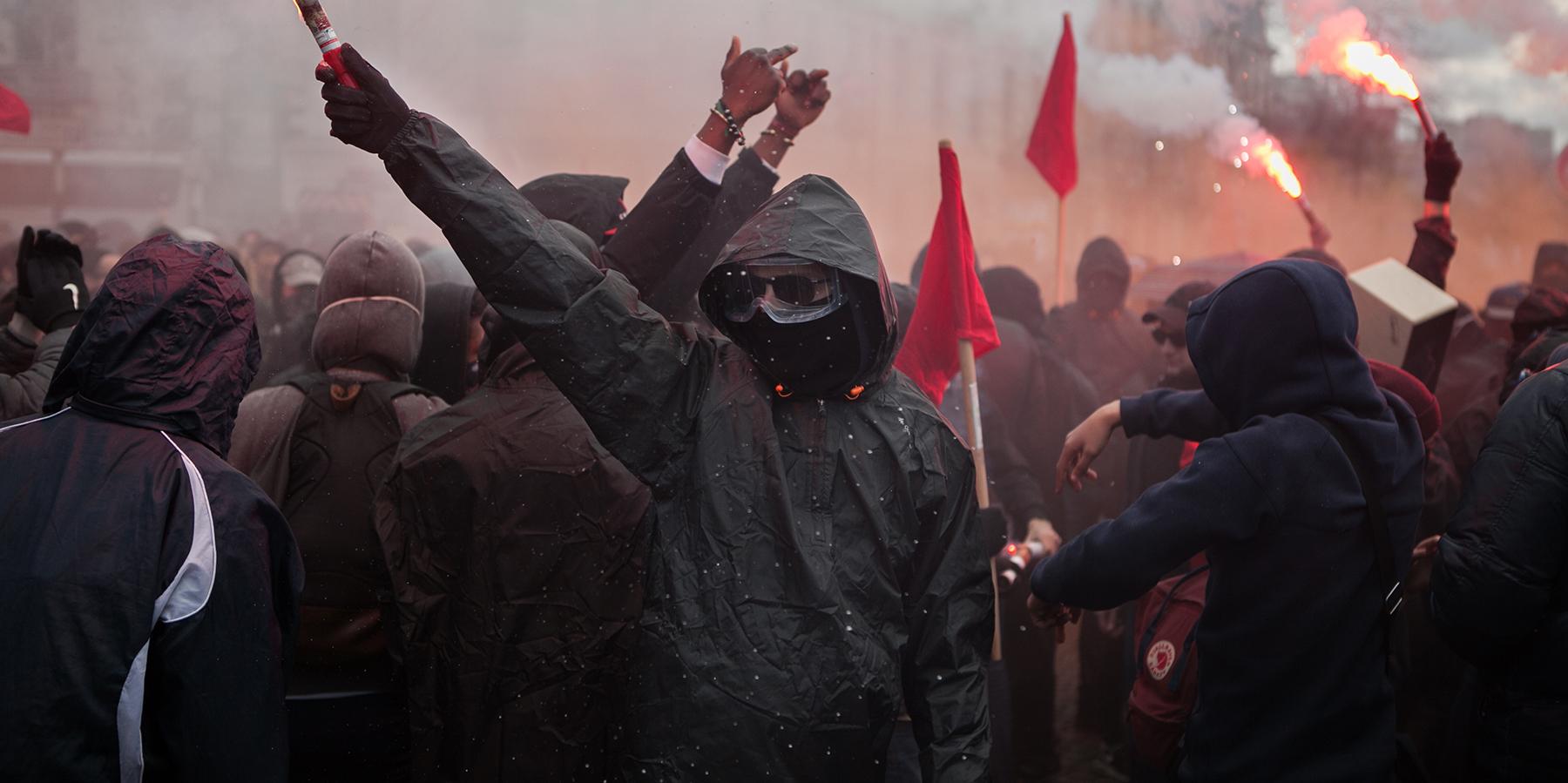 Au cœur du Black Bloc