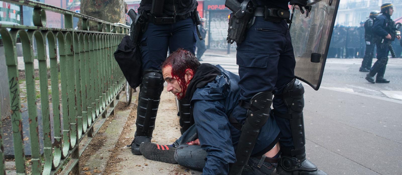 Une pétition rassemble 107.000 signatures pour dénoncer les violences policières