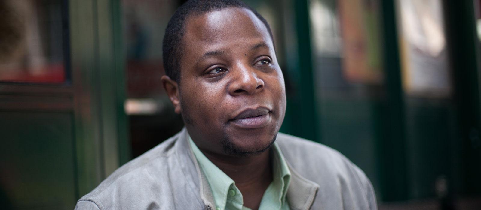 Stéphane Soo Mongo, sa carrière sur TF1 et ses souvenirs de Jamel Debbouze