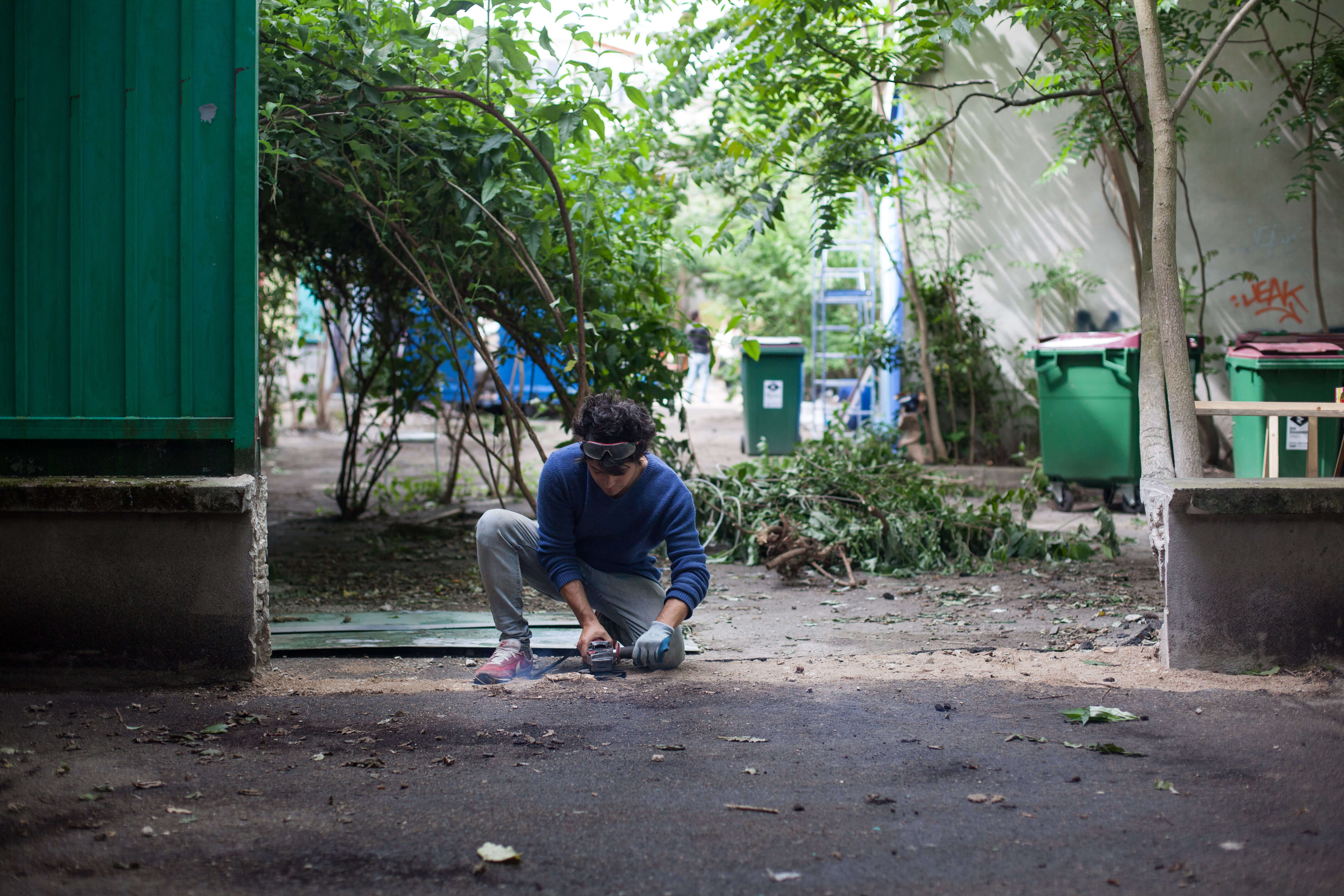 « Regardez ! Là-bas, il y a une souche d’arbre qui nous fait de l’œil ! 