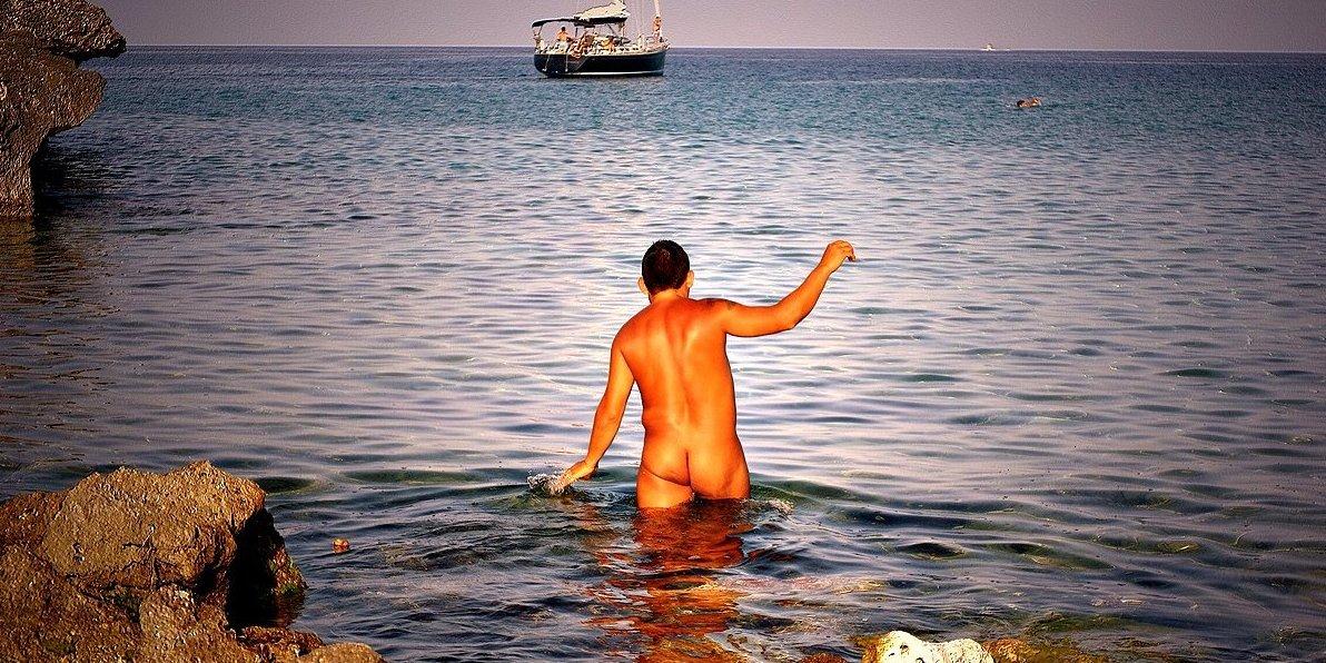 Les naturistes sont contre les arrêtés anti-burkini