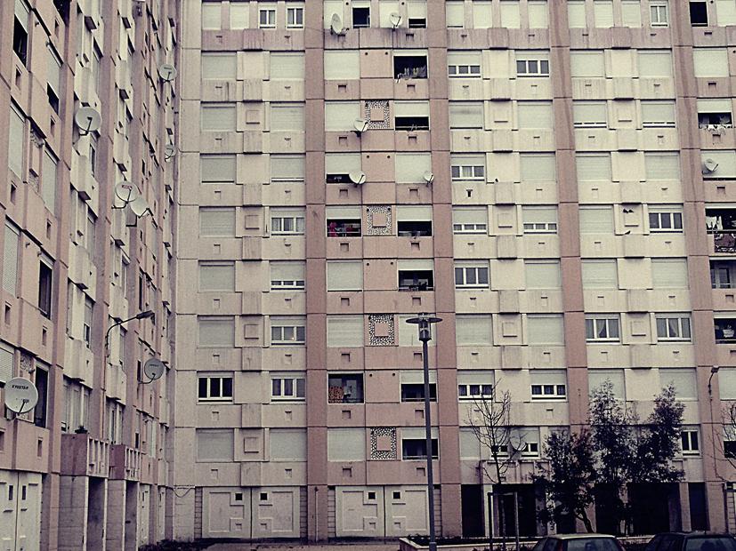 Tu vis dans un HLM pourri ? Voici comment faire raquer ton bailleur 