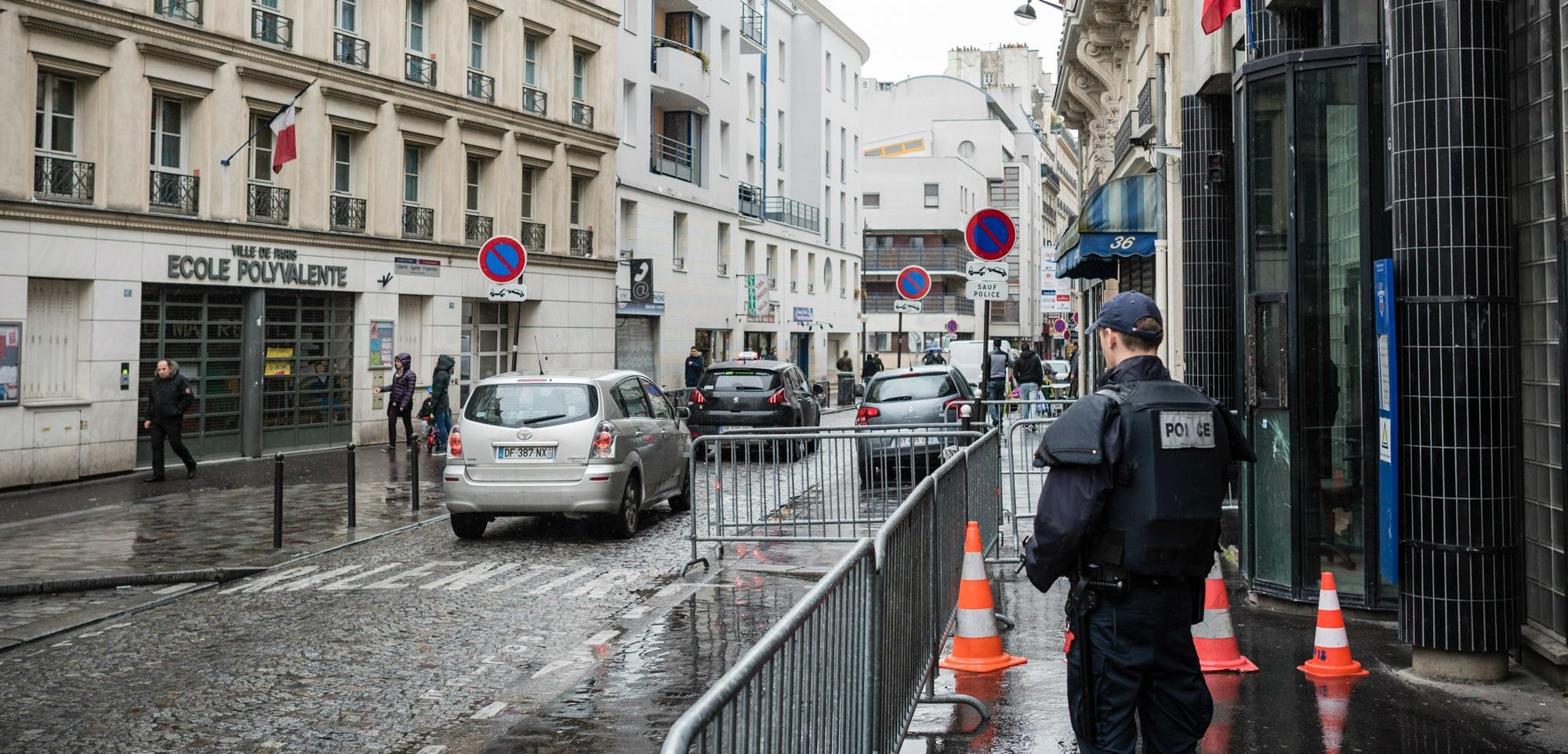 Les meilleurs commentaires Google sur les commissariats de Paris