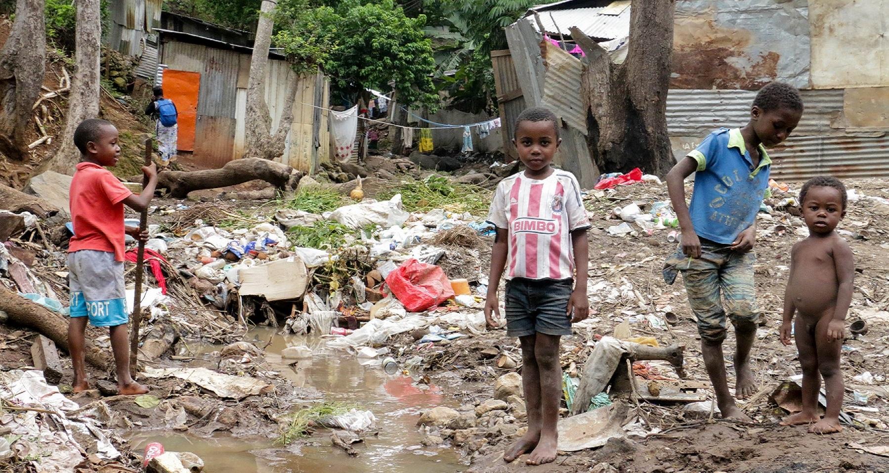 Mayotte, ce bout de France où vivent 3.000 mineurs sans-papiers et sans parents