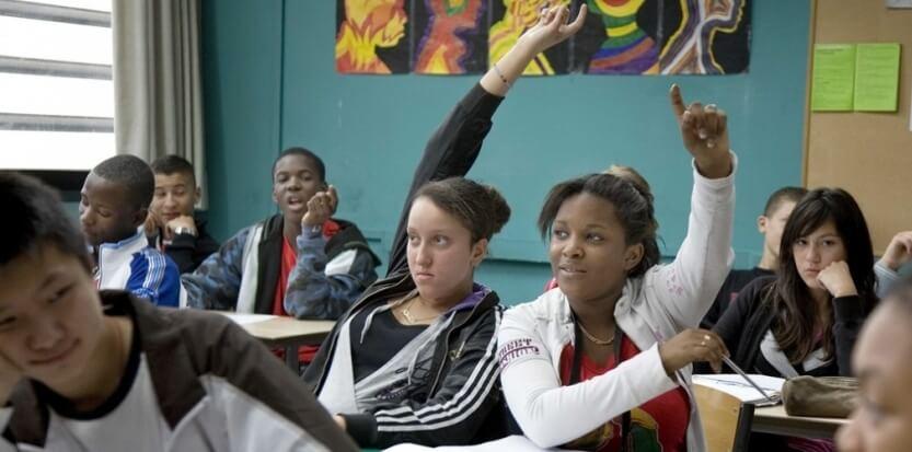 « Lors d’une sortie scolaire, mes élèves ont été victimes de contrôles au faciès »