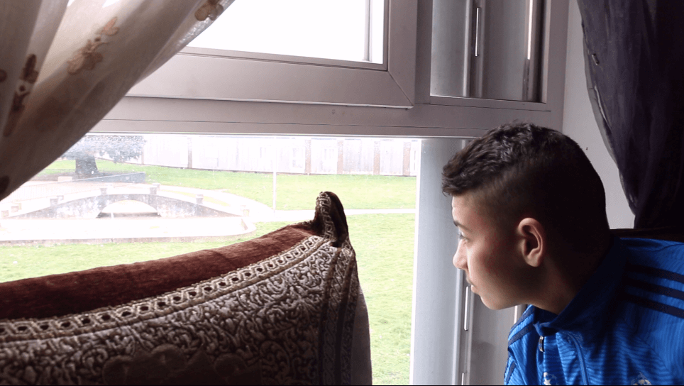 Yacine ne sort plus dehors par peur d'être contrôlé par la polic