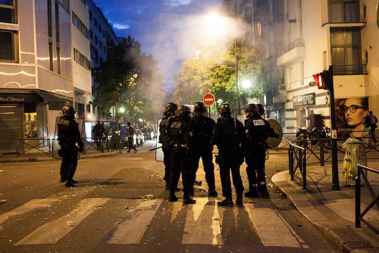 Ça part en manif sauvage dans le 19e