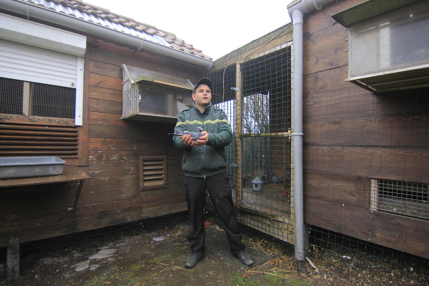 Un de ses 80 compétiteurs