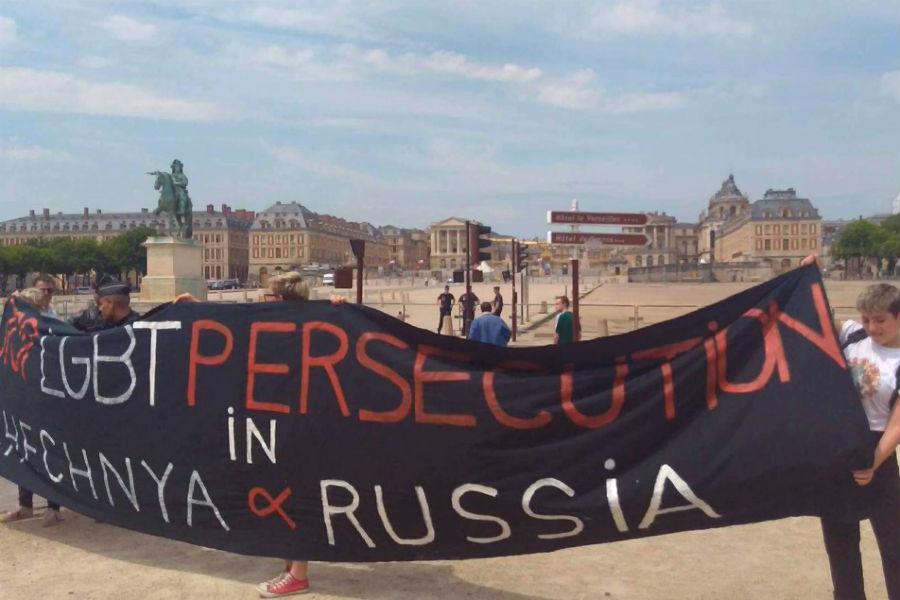Quand Poutine passe en France, les militants LGBT se font arrêter