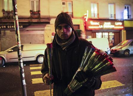 Pendant un an, deux policiers ont racketté des vendeurs de roses lillois