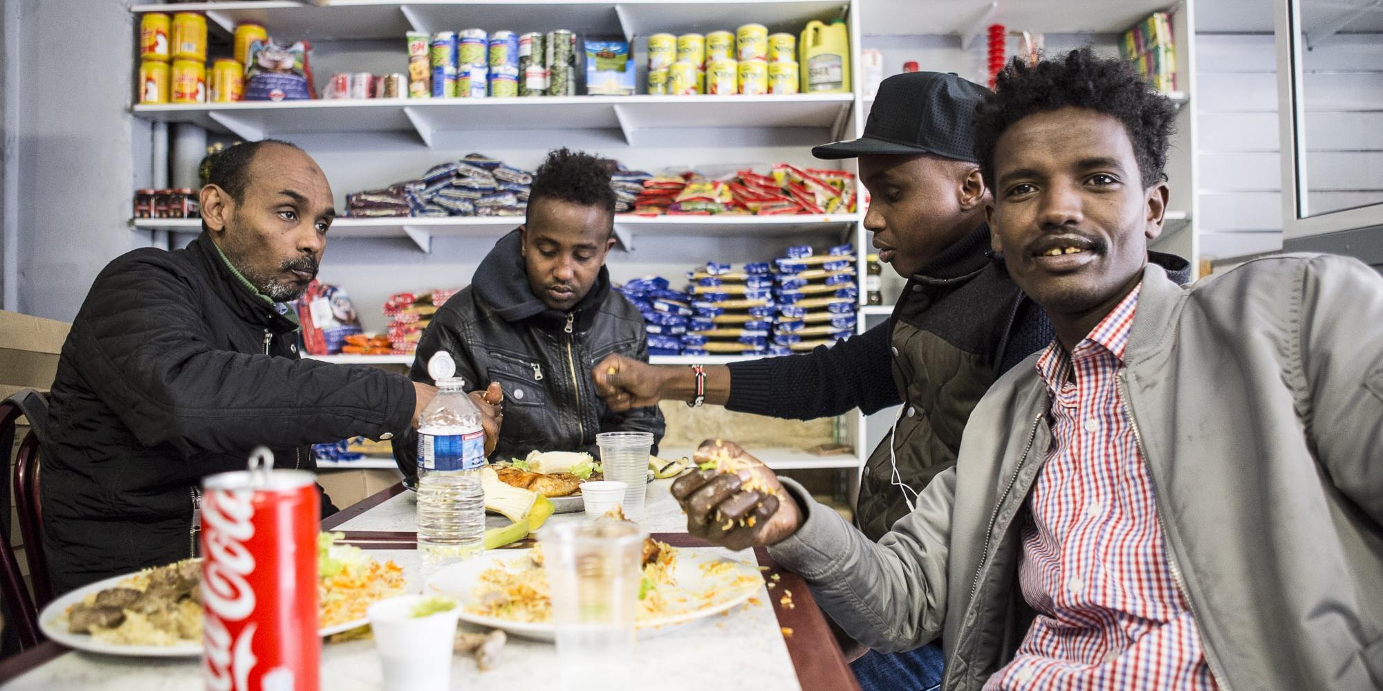 Le Mandeeq, resto-épicerie des réfugiés somaliens
