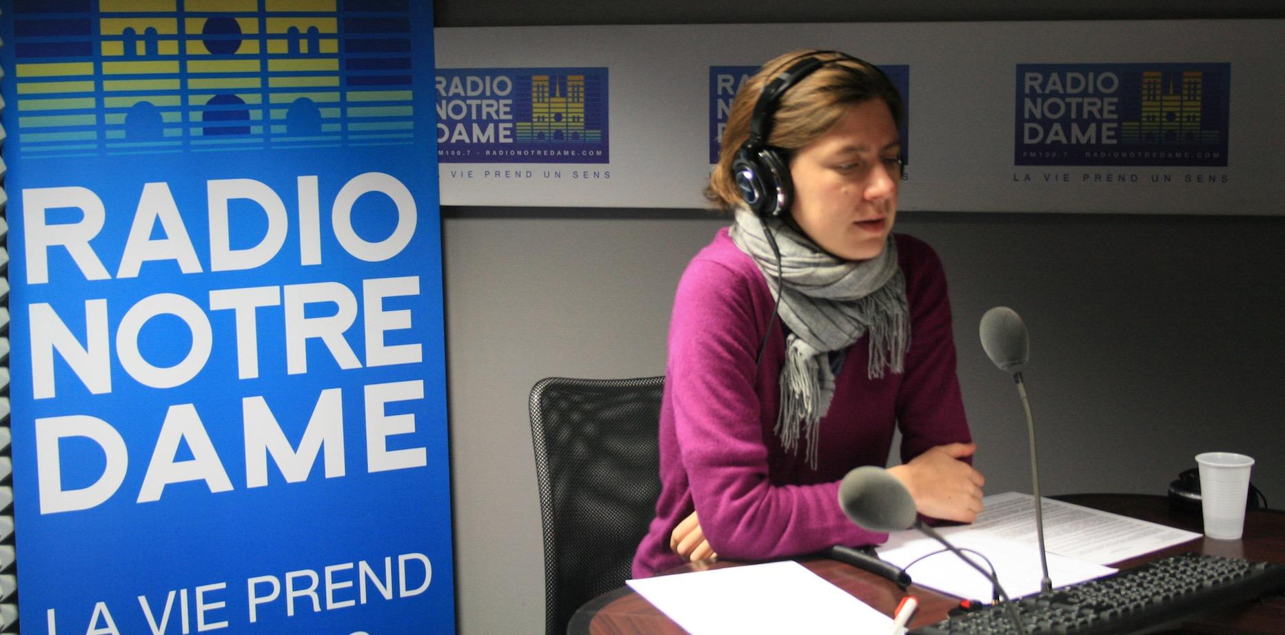 Téléphone du dimanche, l'émission de radio qui parle directement aux prisonniers