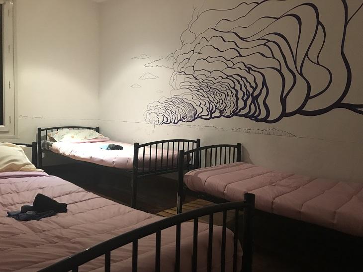 Ils ont enfin un lit !