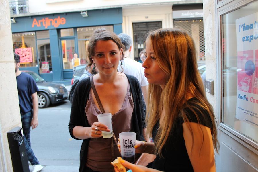 Eve et Elsa prises en flag' 