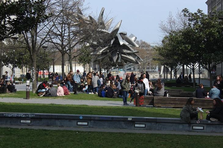 Rassemblement contre le sexisme à l'Université.